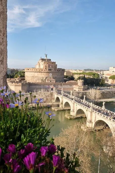 La Torre Di Castel Sant'Angelo Apartment Rome Italy